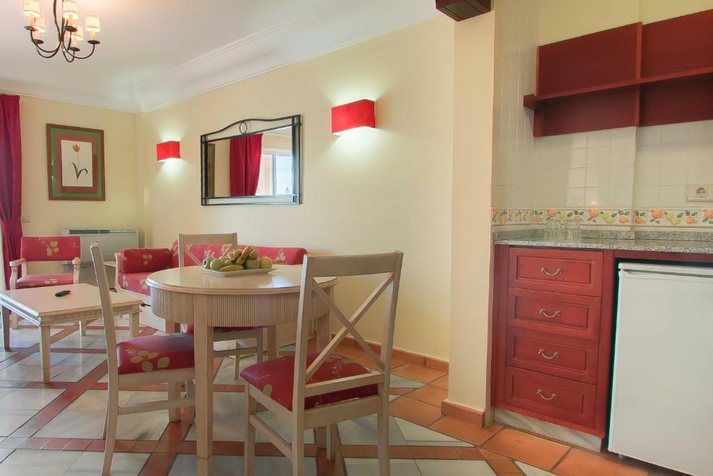 Hotel Las Aguilas Tenerife, Affiliated By Melia Puerto de la Cruz  Ngoại thất bức ảnh